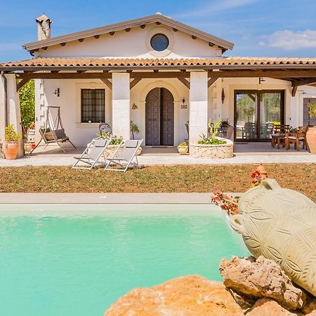Villa Suq With Pool, Parking & Wifi Ното Экстерьер фото