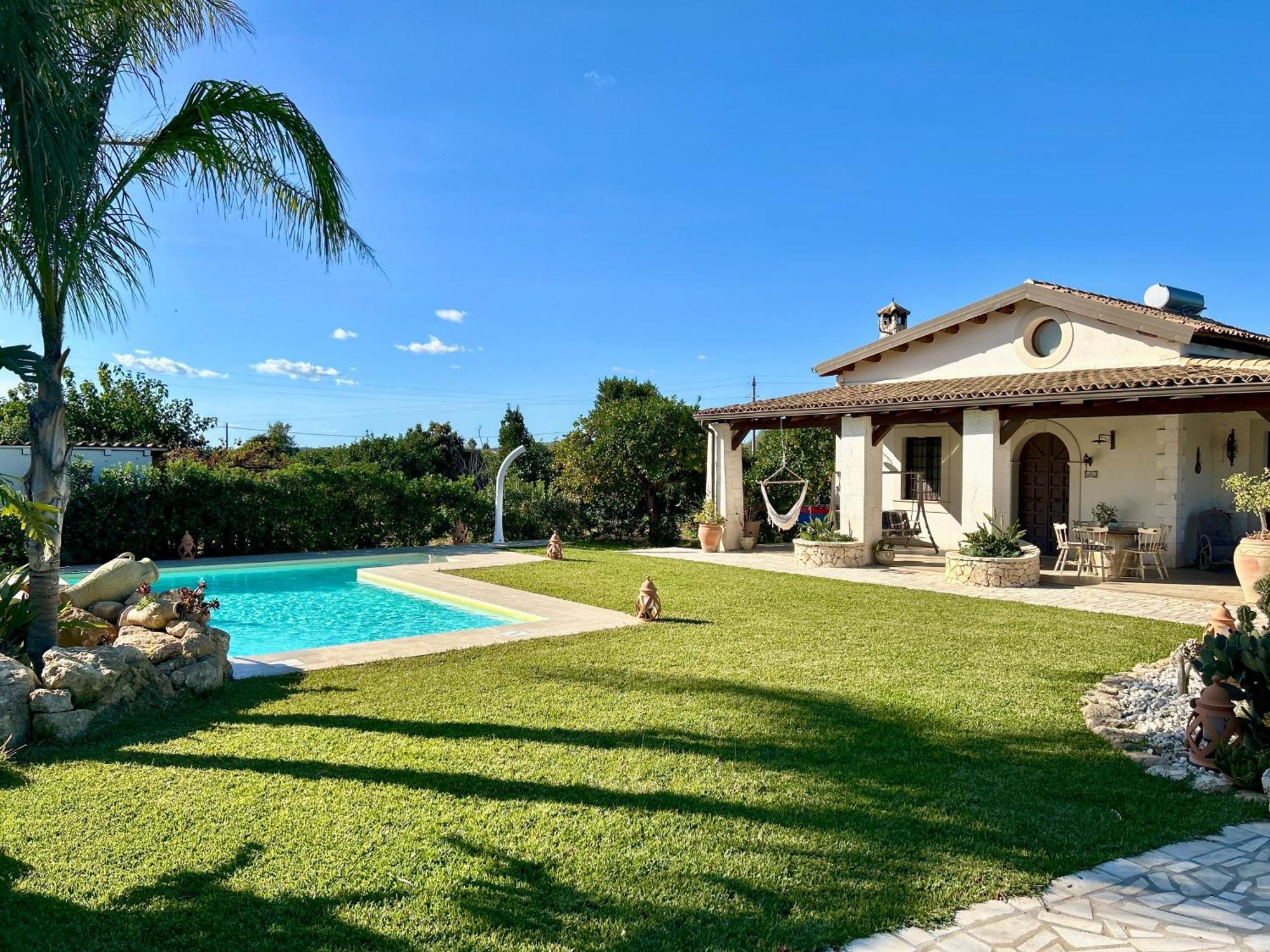 Villa Suq With Pool, Parking & Wifi Ното Экстерьер фото